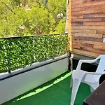 Urban Botanical 2br