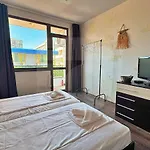 Urban Botanical 2br Διαμέρισμα *